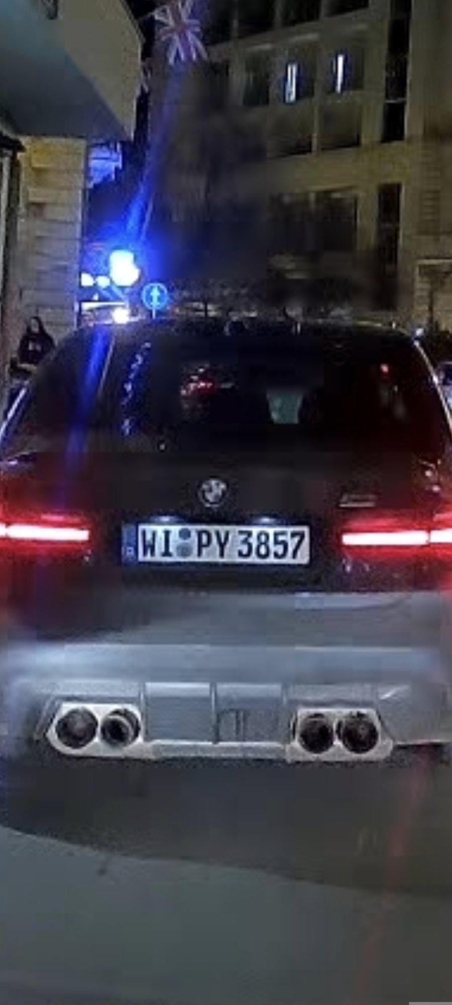 Numer rejestracyjny WIPY3857 posiada BMW 