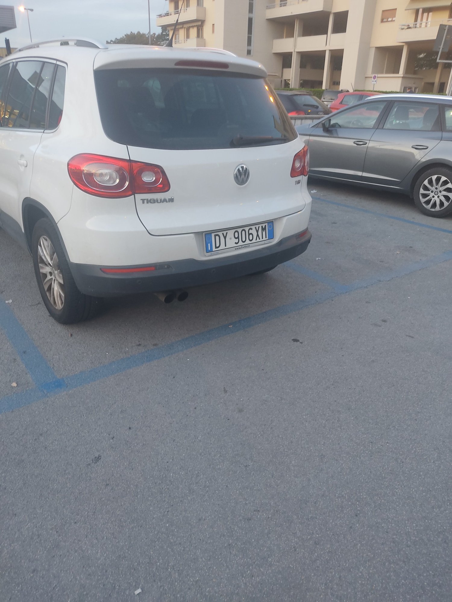 Numer rejestracyjny DY906XM posiada VOLKSWAGEN Tiguan 1a serie Numer rejestracyjny DY906XM posiada VOLKSWAGEN Tiguan 1a serie