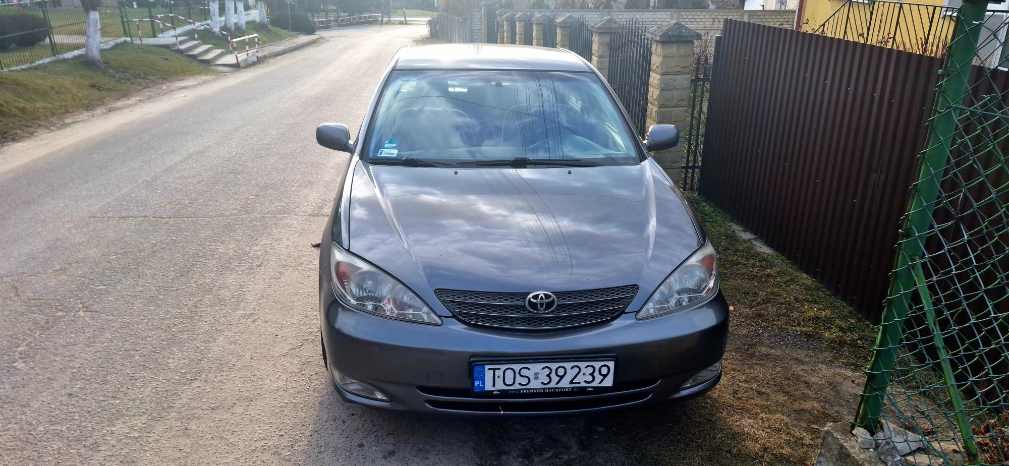 Numer rejestracyjny TOS 39239 posiada TOYOTA Camry MR`01 E3 Camry MR`01 E3 - TOS39239