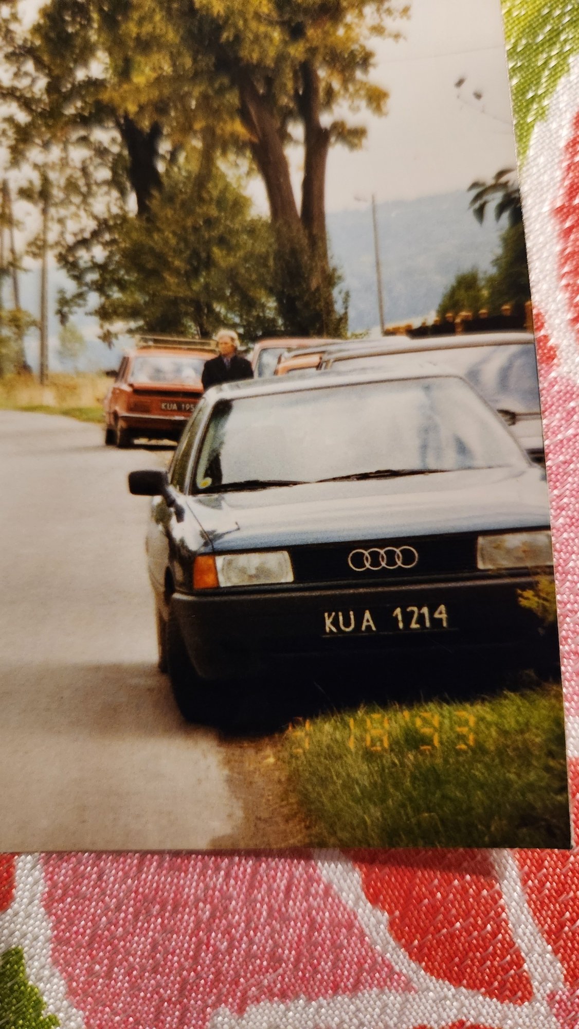 Numer rejestracyjny KUA1214 posiada Audi 