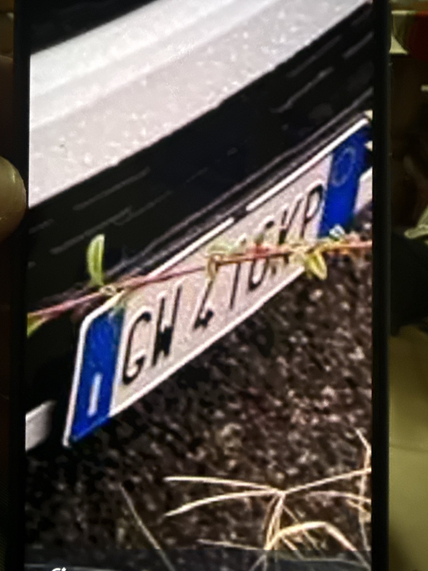 Numer rejestracyjny GH216KP posiada  