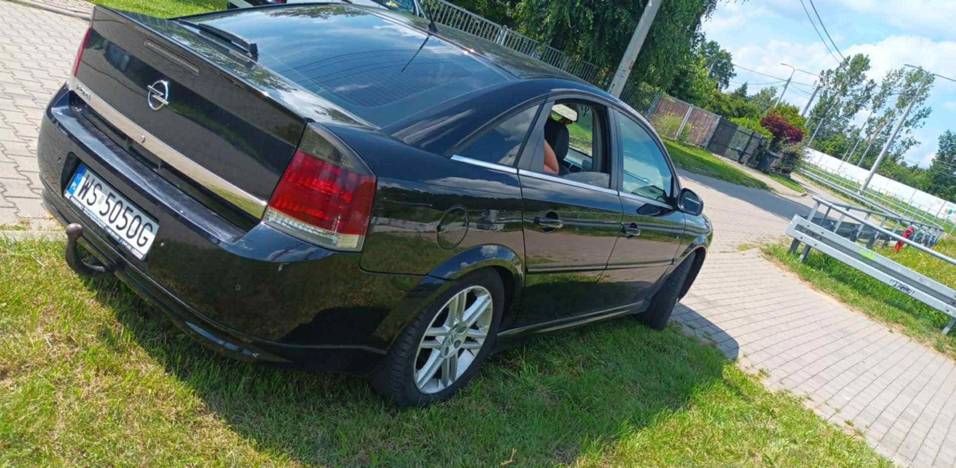 Numer rejestracyjny WS 5050G posiada OPEL VECTRA - WS5050G