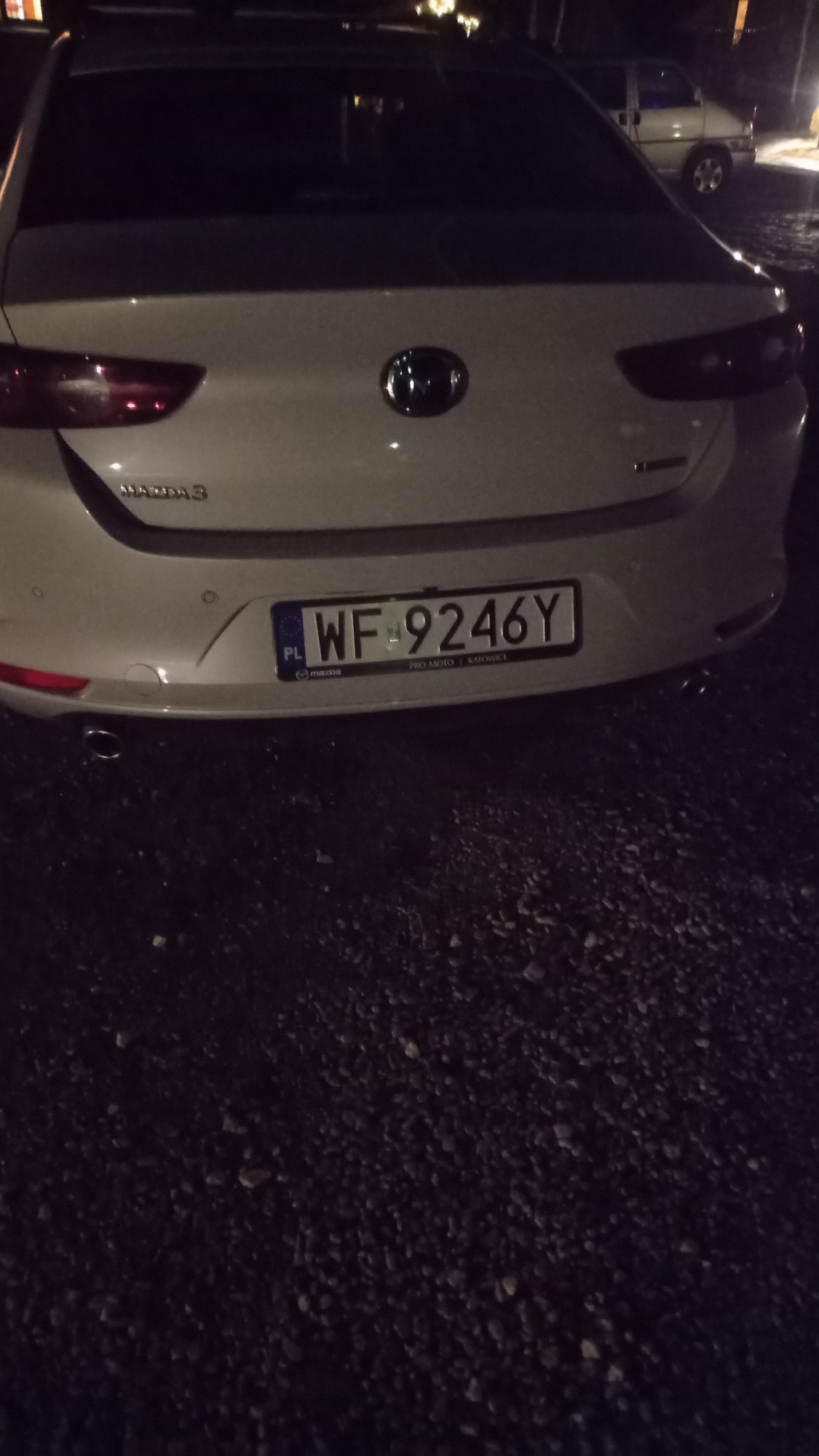 Numer rejestracyjny WF 9246Y posiada MAZDA 3 - WF9246Y