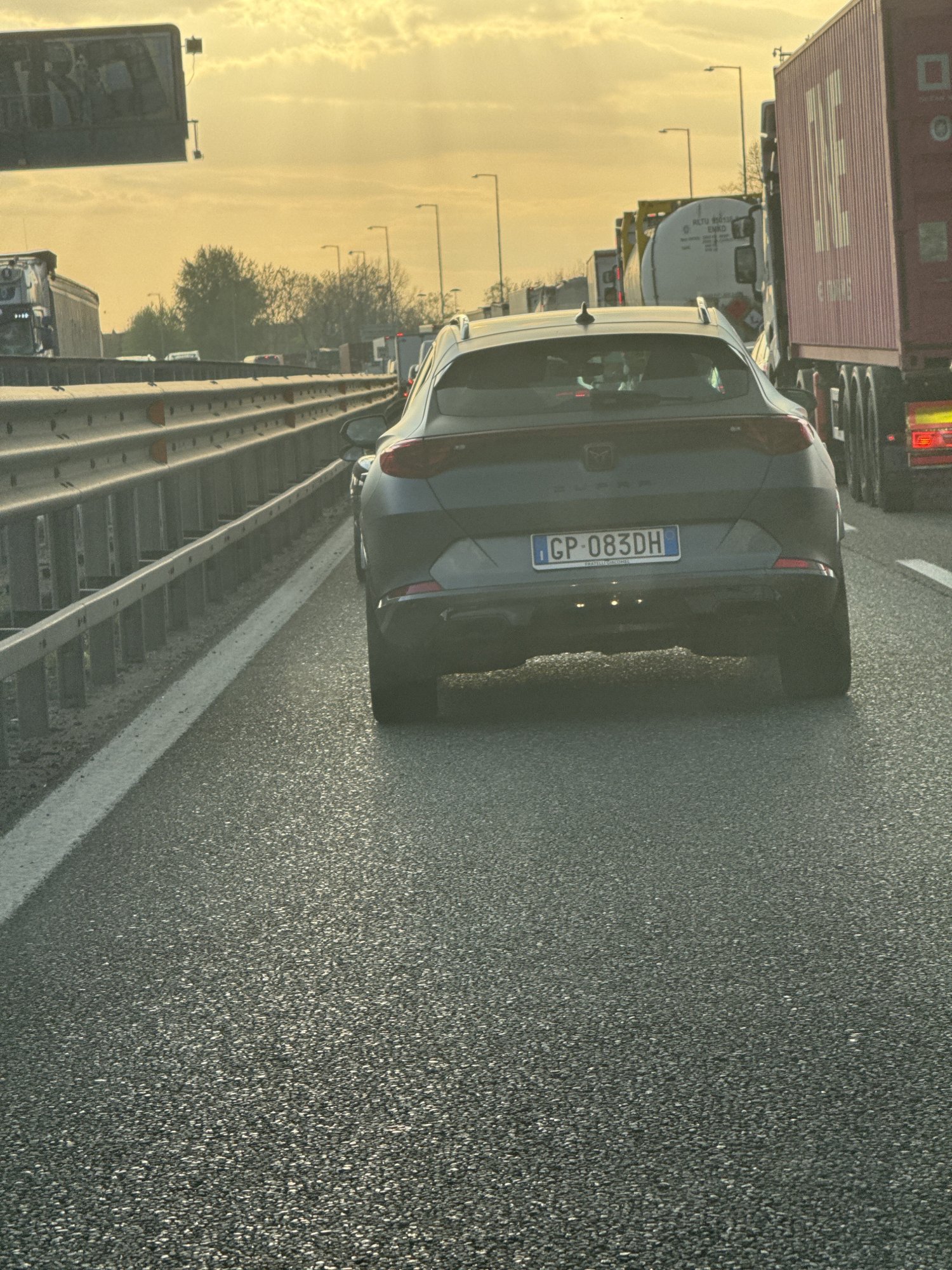 Numer rejestracyjny GP083DH posiada CUPRA Formentor