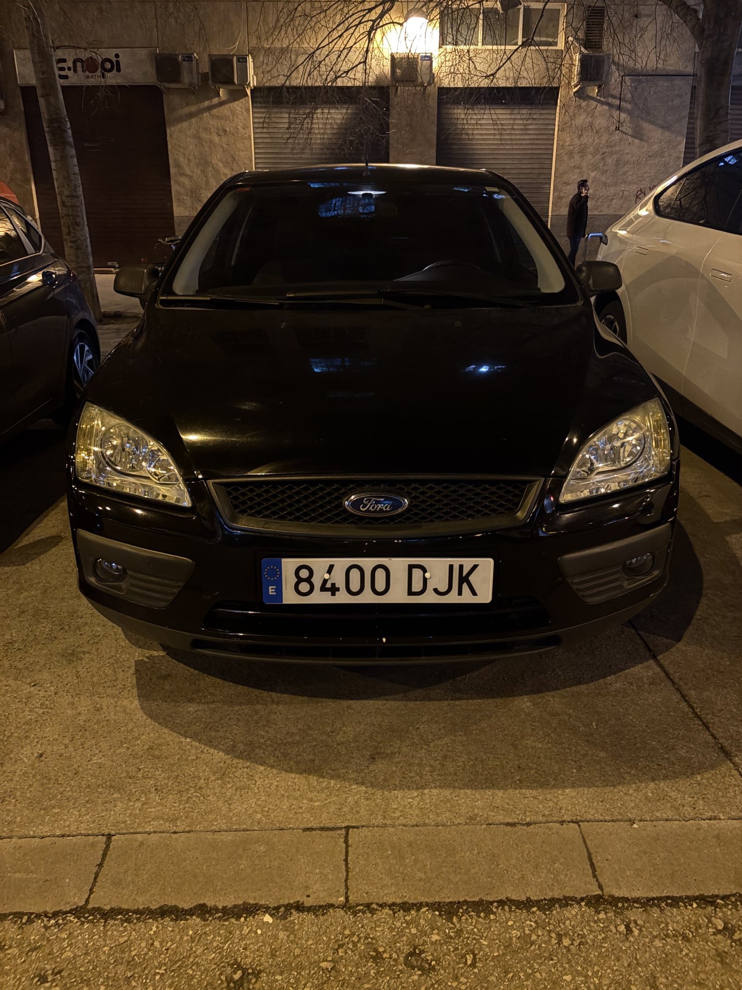 Numer rejestracyjny 8400DJK posiada FORD FOCUS