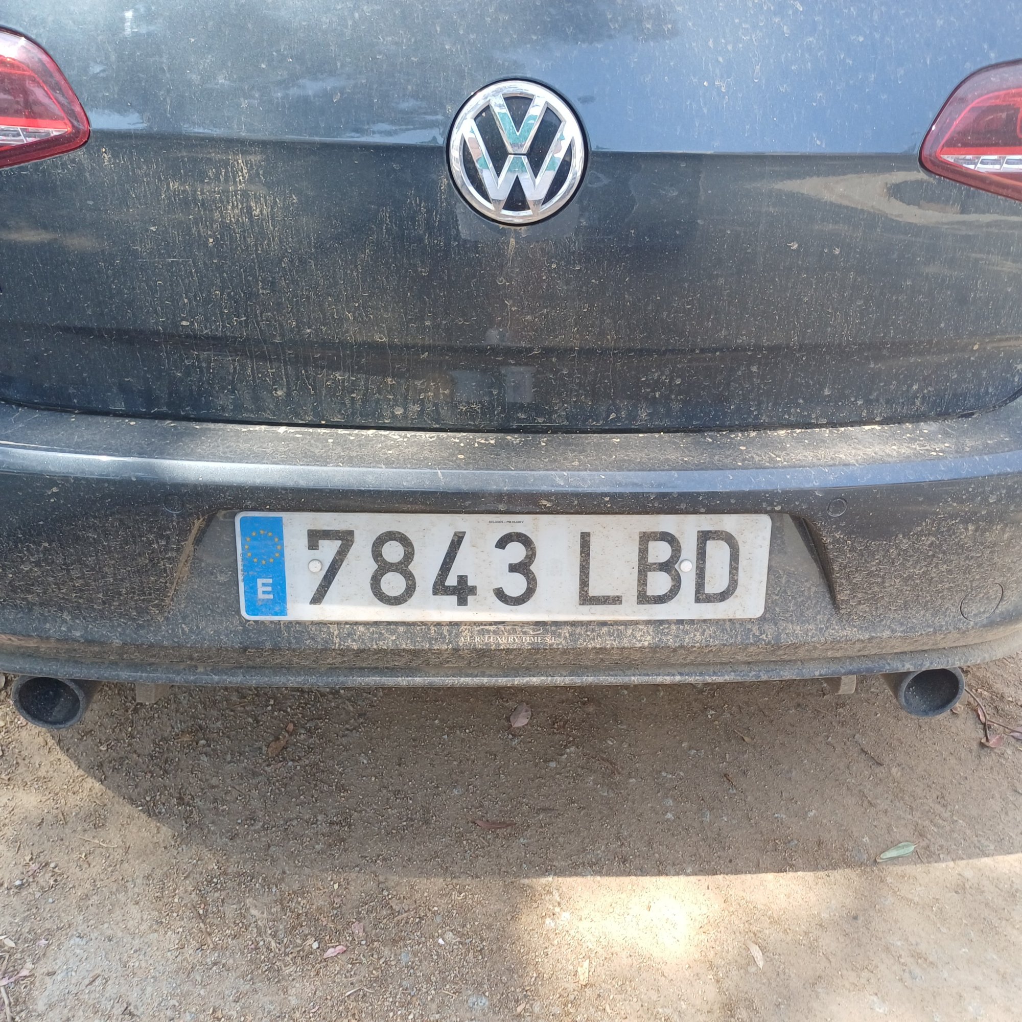 Numer rejestracyjny 7843LBD posiada VOLKSWAGEN GOLF
