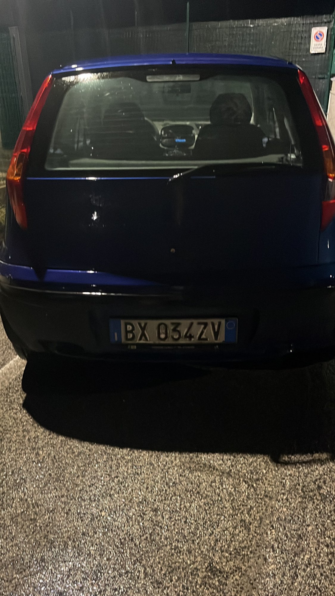 Numer rejestracyjny BX034ZV posiada FIAT Punto 2a serie