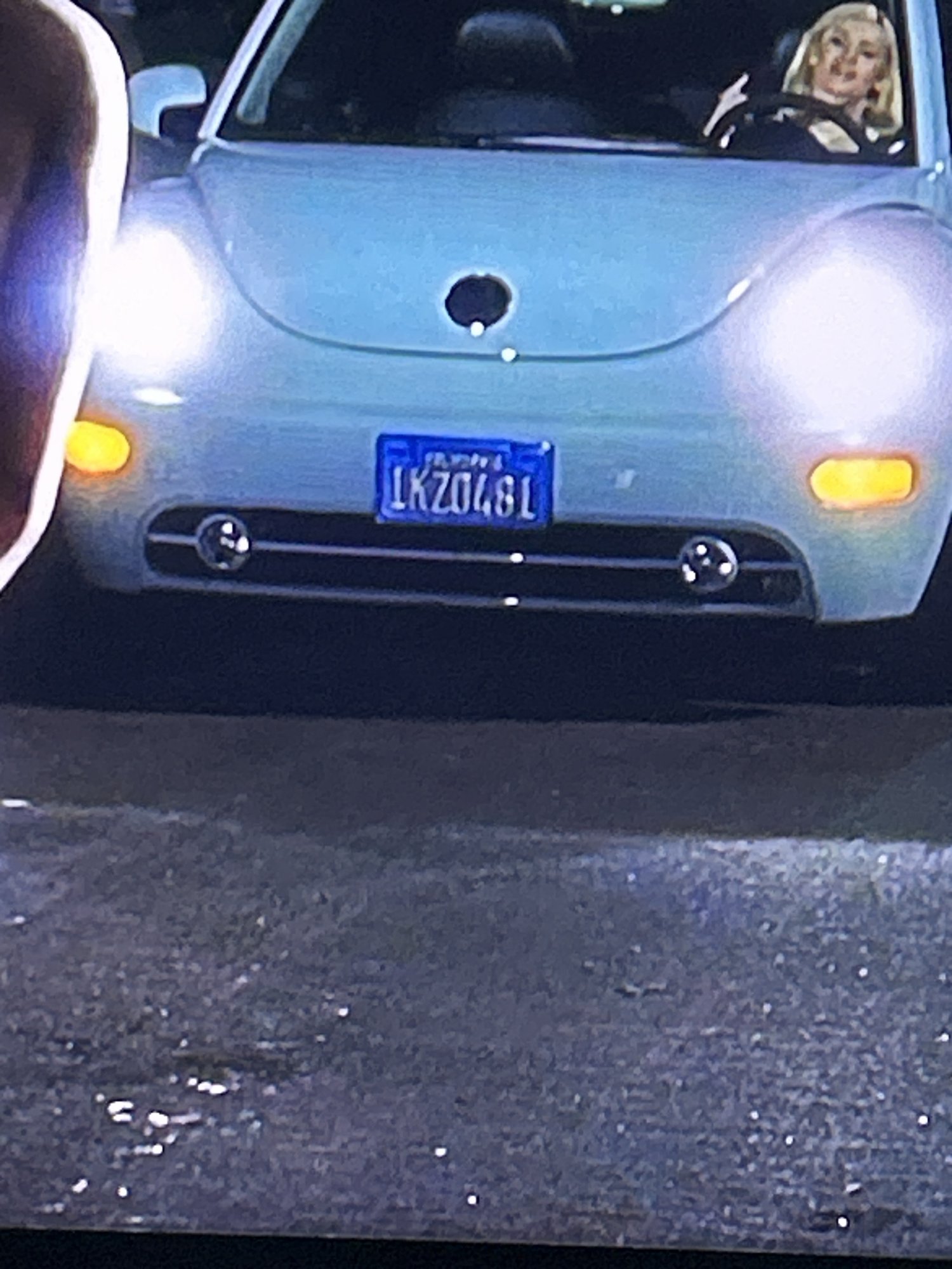 Numer rejestracyjny 1KZ0461 posiada  