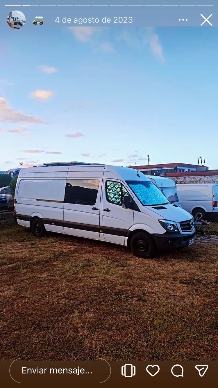 Numer rejestracyjny 0001LKF posiada MAZDA CX-30