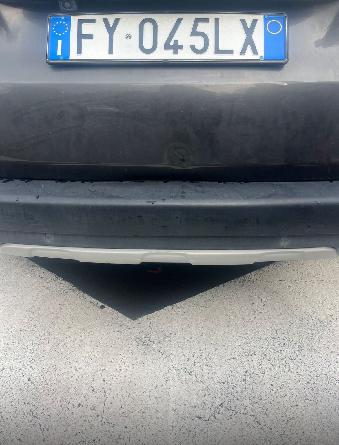 Numer rejestracyjny FY045LX posiada PEUGEOT 2008 1o serie