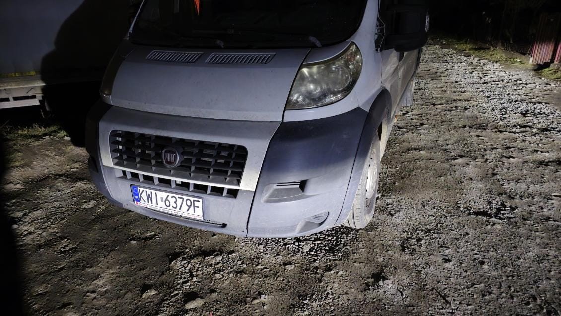 Numer rejestracyjny KWI 6379F posiada FIAT Ducato 40 3.0 M-jet Kat. E4 4.0t Ducato 40 3.0 M-jet Kat. E4 4.0t - KWI6379F