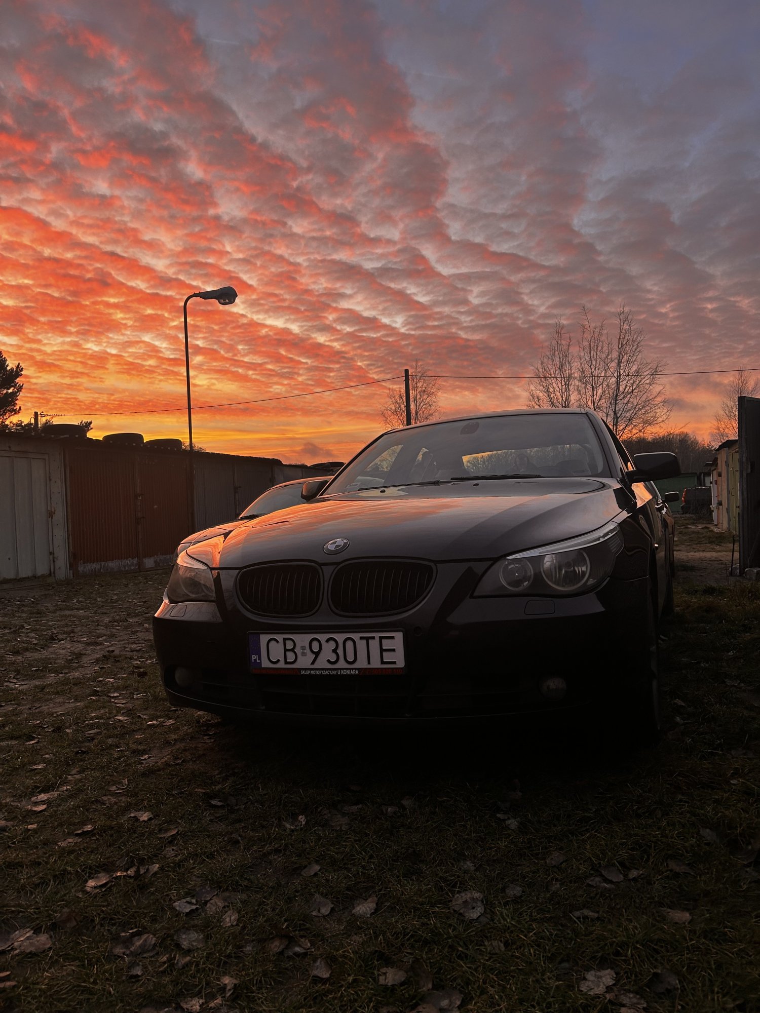 Numer rejestracyjny CB 930TE posiada BMW 525 D - CB930TE Numer rejestracyjny CB 930TE posiada BMW 525 D - CB930TE